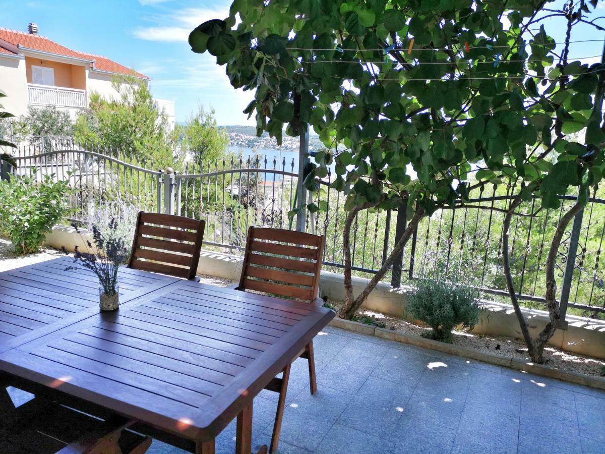 Villa Panorama Seget トロギール エクステリア 写真
